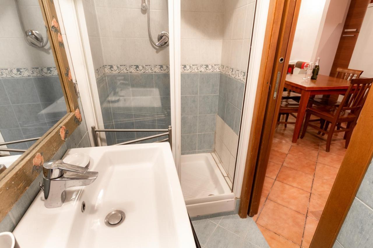 Trastevere Four Seasons Trilussa 2 Rome Exterior photo